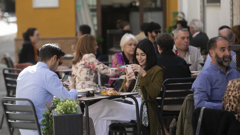Bruselas prepara un 'sello sanitario' para bares, restaurantes y hoteles que cumplan los protocolos 'anticovid' Bruselas prepara un 'sello sanitario' para bares, restaurantes y hoteles que cumplan los protocolos 'anticovid'