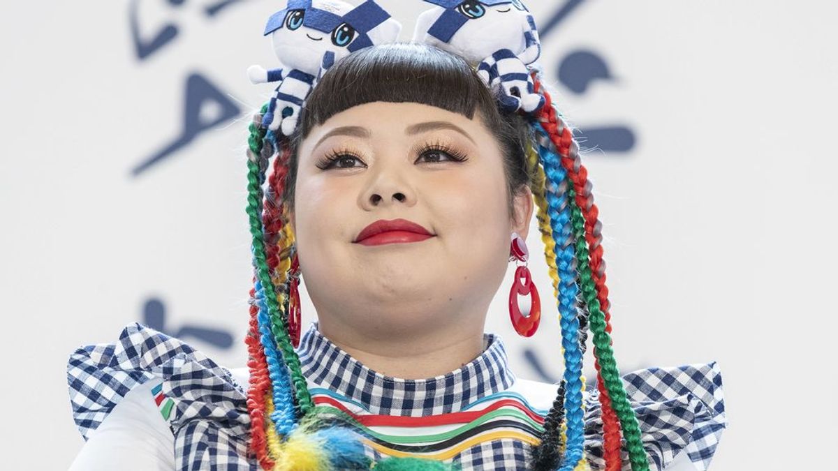 Dimite el director artístico de los JJOO de Tokio por llamar "cerda" a Naomi Watanabe, una 'influencer' japonesa Dimite el director artístico de los JJOO de Tokio por llamar "cerda" a Naomi Watanabe, una 'influencer' japonesa
