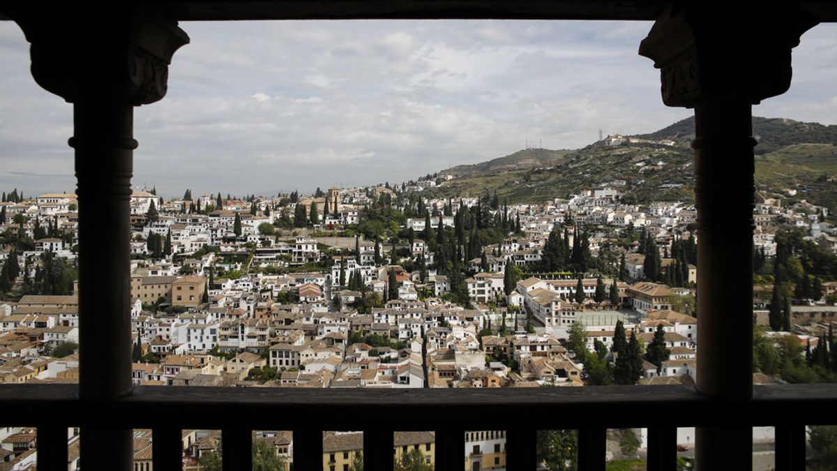 Alertan de un "falso sacerdote"que va dando misas por los pueblos de Granada Alertan de un "falso sacerdote"que va dando misas por los pueblos de Granada