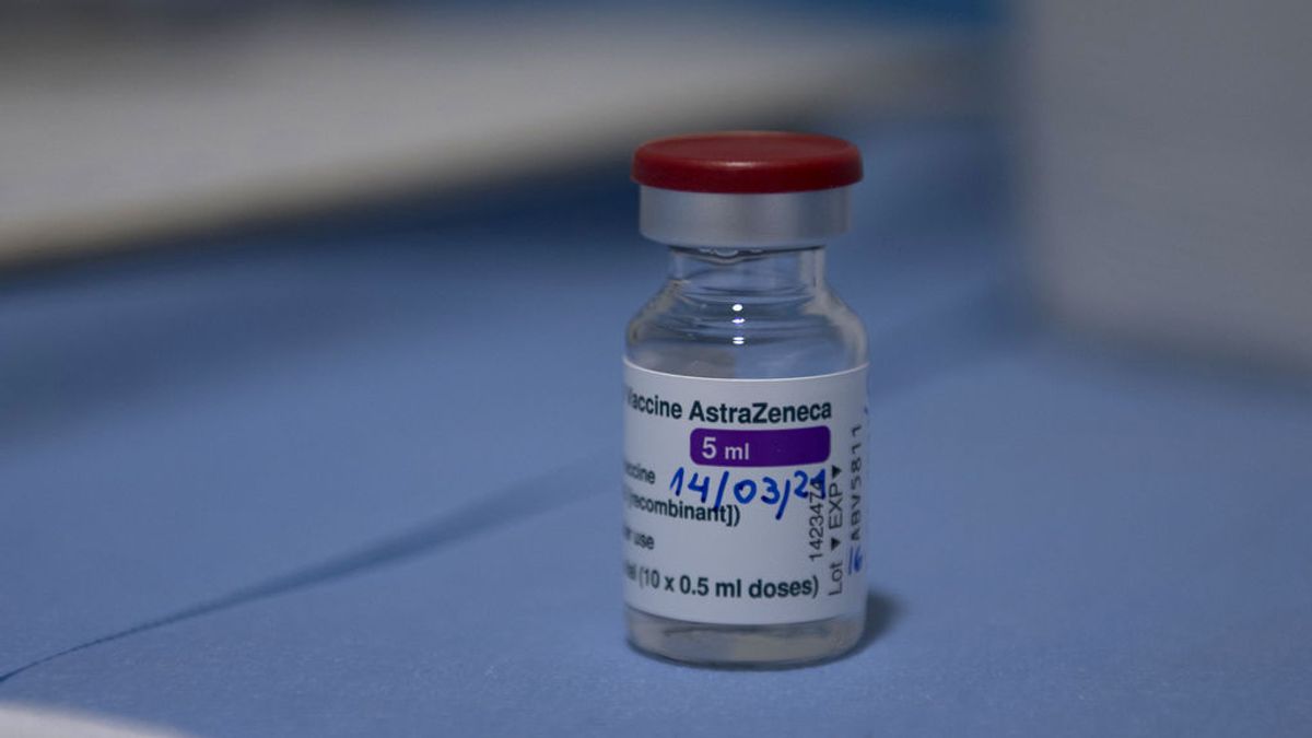 Italia reanuda la vacunación con AstraZeneca Italia reanuda la vacunación con AstraZeneca