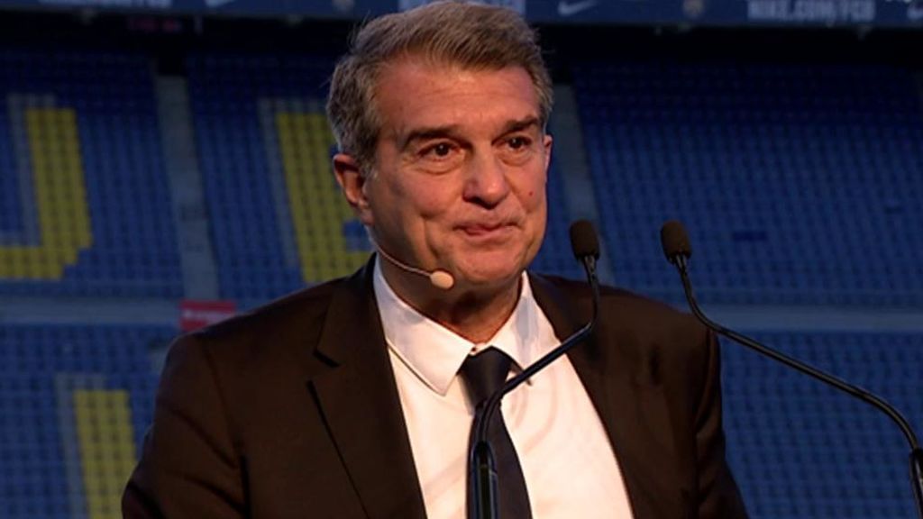 Laporta, investido presidente del Barcelona por segunda vez.