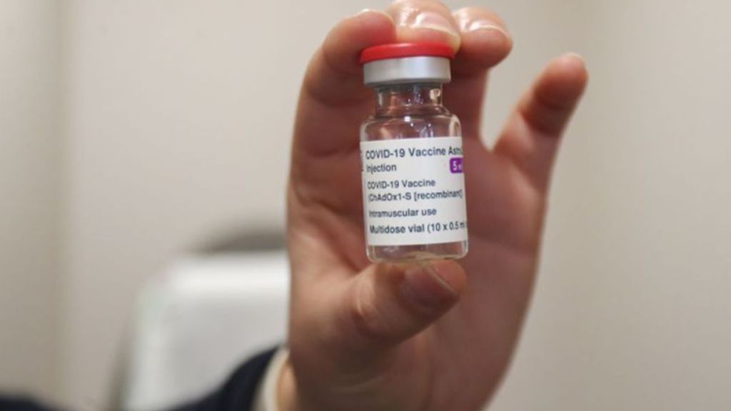 La EMA da luz verde a la utilización de la vacuna de AstraZeneca: "Es segura y eficaz"