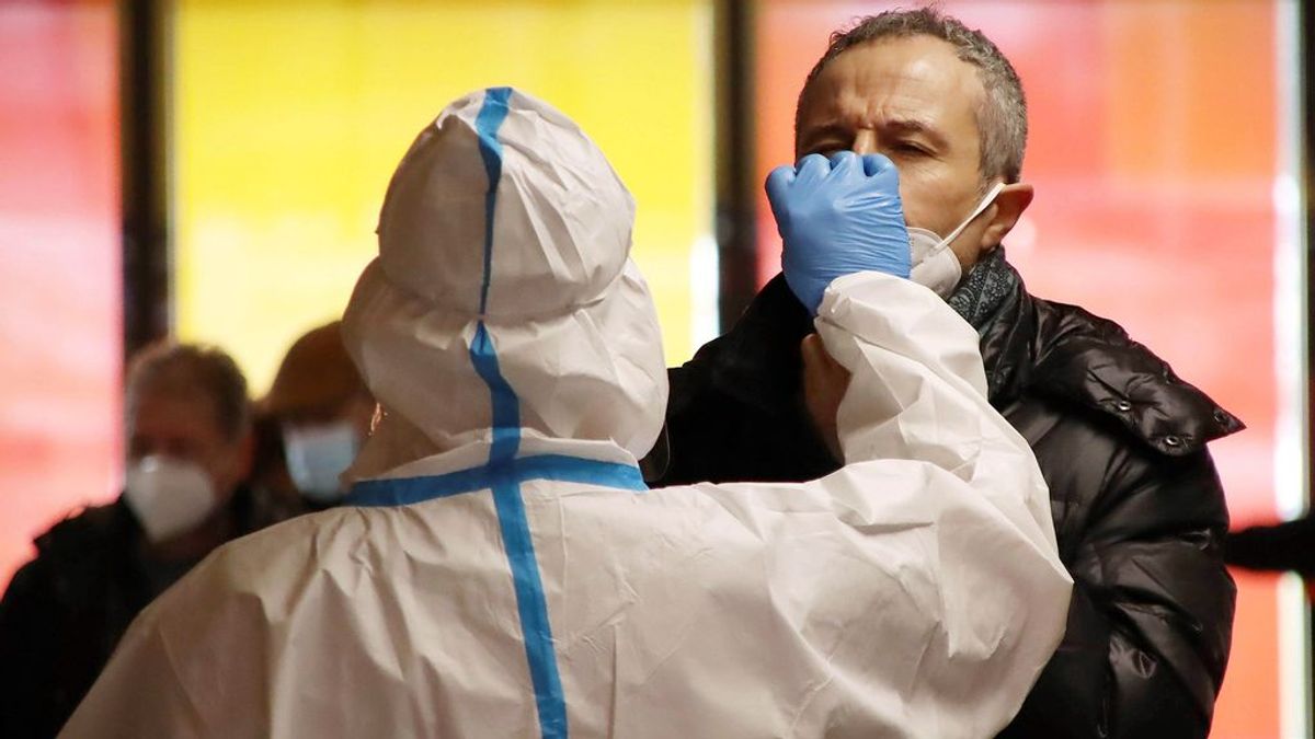 Los casos en Madrid bajan ligeramente a 1.510 y descienden los hospitalizados Los casos en Madrid bajan ligeramente a 1.510 y descienden los hospitalizados