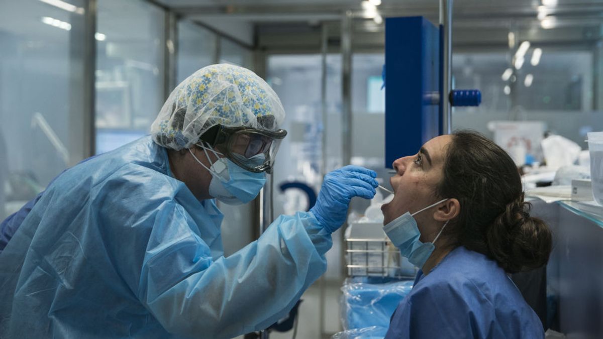Por qué a España le cuesta tanto bajar del centenar de casos la incidencia de la covid Por qué a España le cuesta tanto bajar del centenar de casos la incidencia de la covid