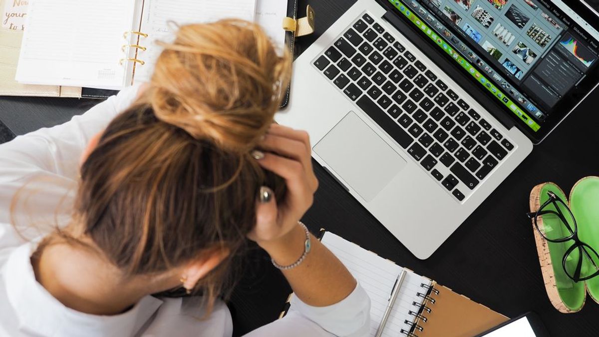 El estrés "inhumano" de los empleados de Goldman Sachs: piden trabajar 80 horas semanales en lugar de 120 El estrés "inhumano" de los empleados de Goldman Sachs: piden trabajar 80 horas semanales en lugar de 120