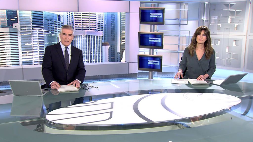 Con David Cantero e Isabel Jiménez Informativos Telecinco 2021 Mediodía 19/03/2021