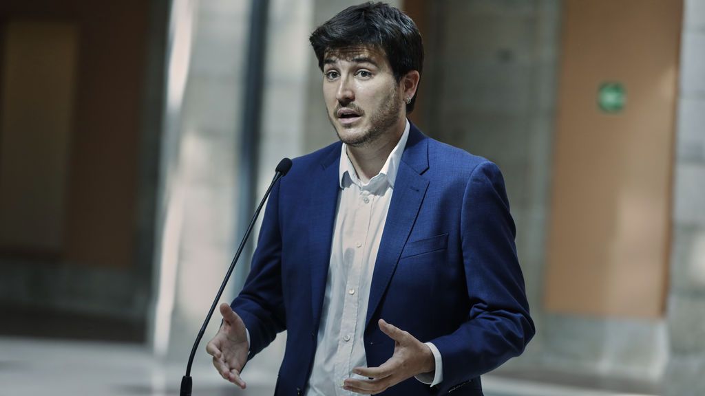 Más Madrid tiende la mano a los votantes de C's "decepcionados" por ser "la muleta de la extrema derecha" Más Madrid tiende la mano a los votantes de C's "decepcionados" por ser "la muleta de la extrema derecha"