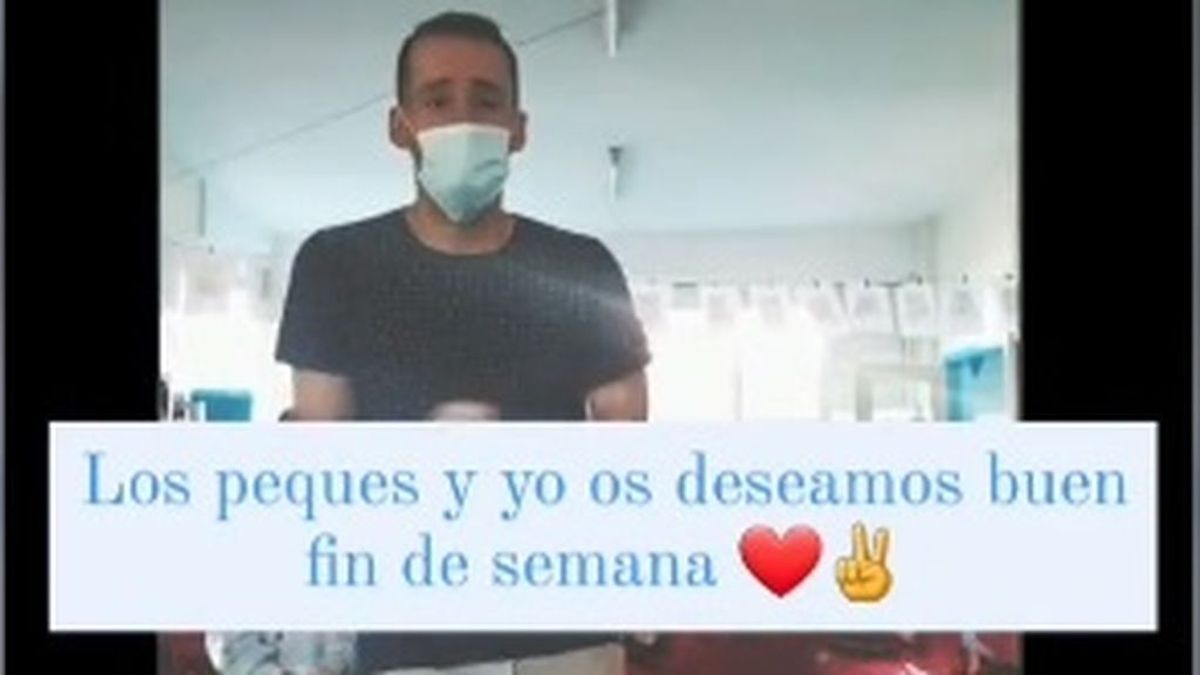 Carlos, un profesor asturiano que triunfa en TikTok con sus bailes con sus alumnos