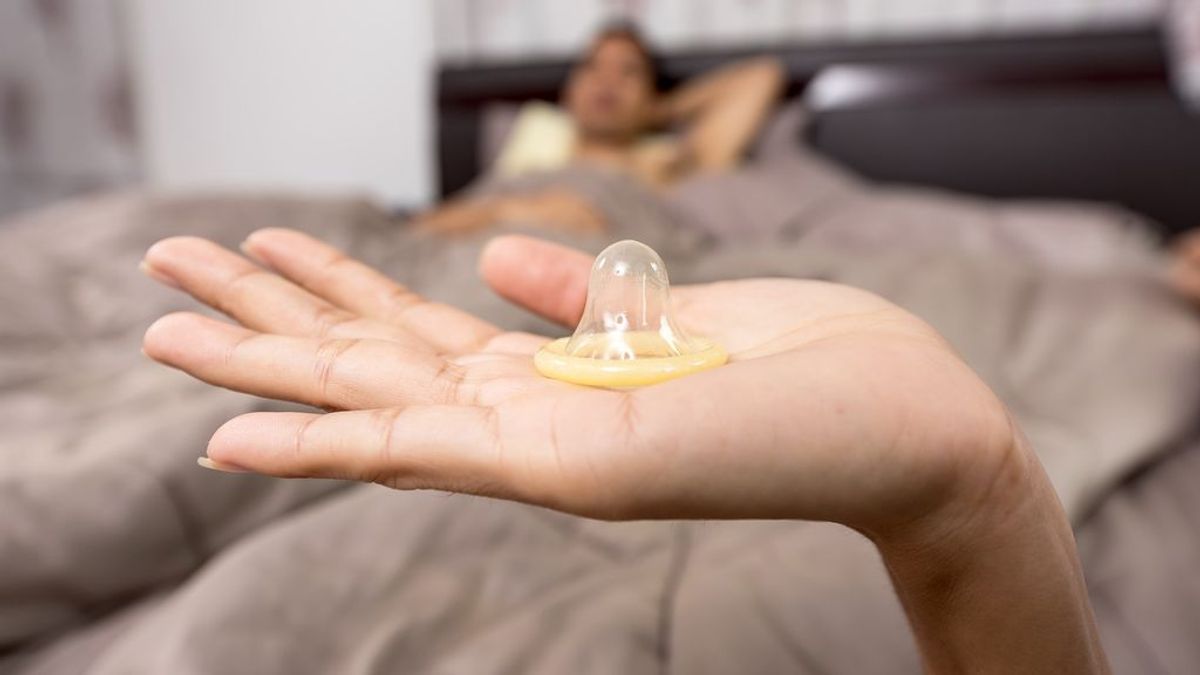 Un hombre será juzgado por quitarse el preservativo durante una relación sexual sin consentimiento de su pareja