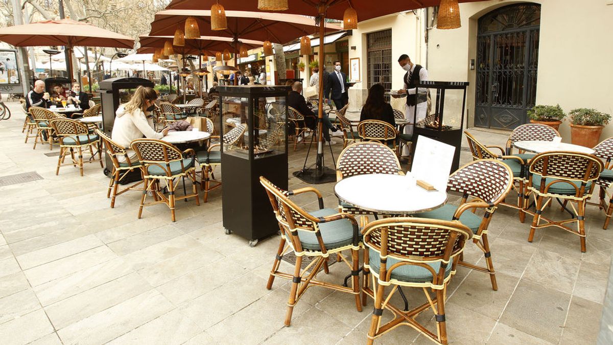 EuropaPress_3588014_terraza_cafeteria_palma_mallorca_islas_baleares_espana_marzo_2021_mallorca EuropaPress_3588014_terraza_cafeteria_palma_mallorca_islas_baleares_espana_marzo_2021_mallorca