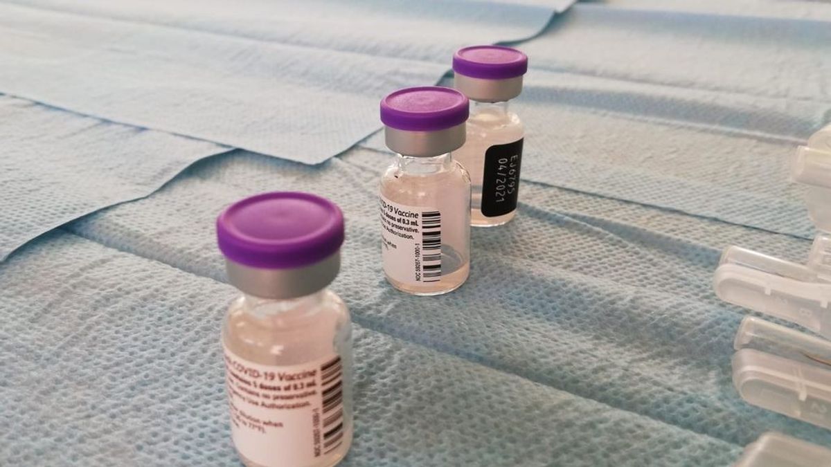 Sanidad asegura que España recibirá 5,5 millones de vacunas Janssen a partir de abril Sanidad asegura que España recibirá 5,5 millones de vacunas Janssen a partir de abril