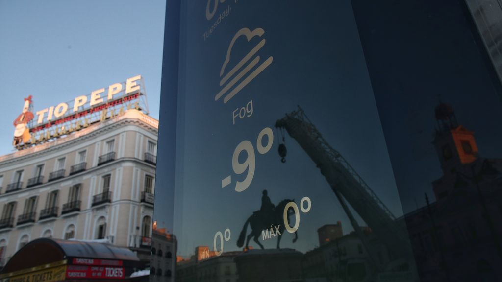 EuropaPress_3513276_termometro_marca_-9_grados_centigrados_puerta_sol_madrid_espana_12_enero