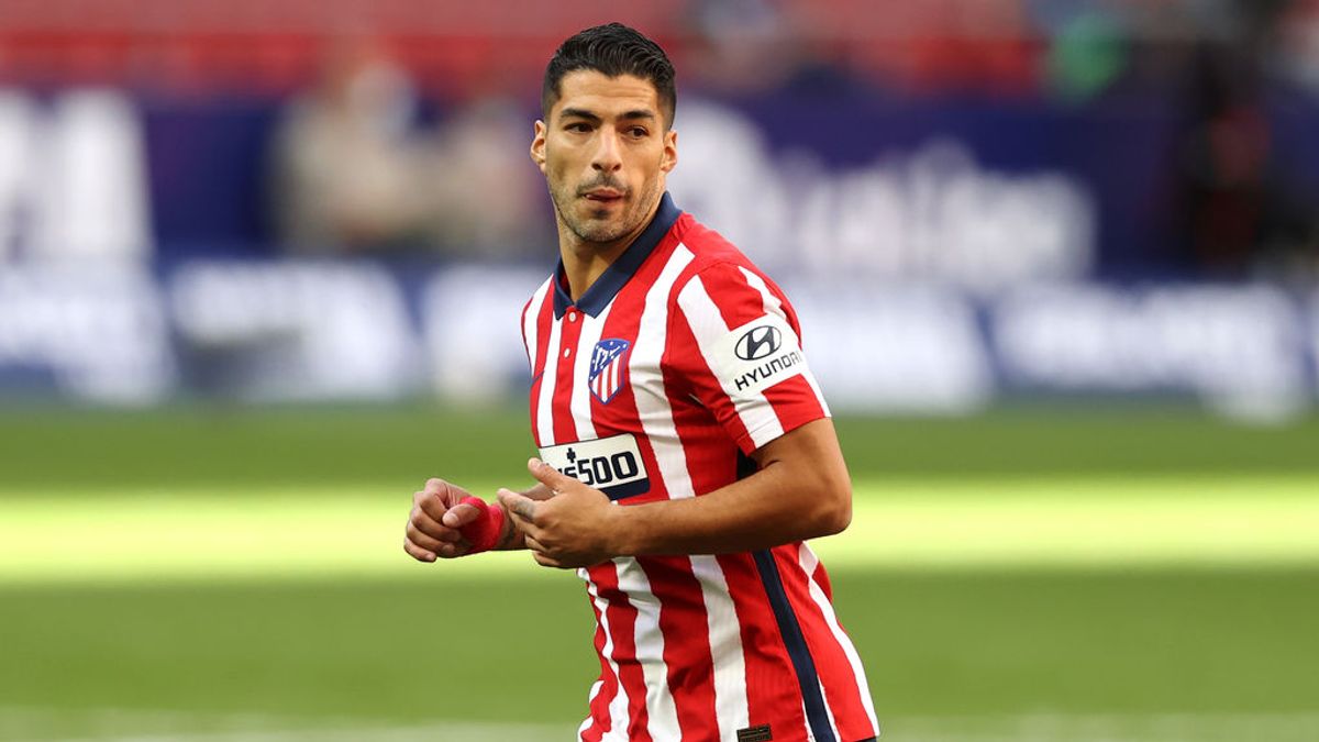 Luis Suárez dona 500 balones a los equipos juveniles de todos sus clubes tras marcar su gol 500 Luis Suárez dona 500 balones a los equipos juveniles de todos sus clubes tras marcar su gol 500