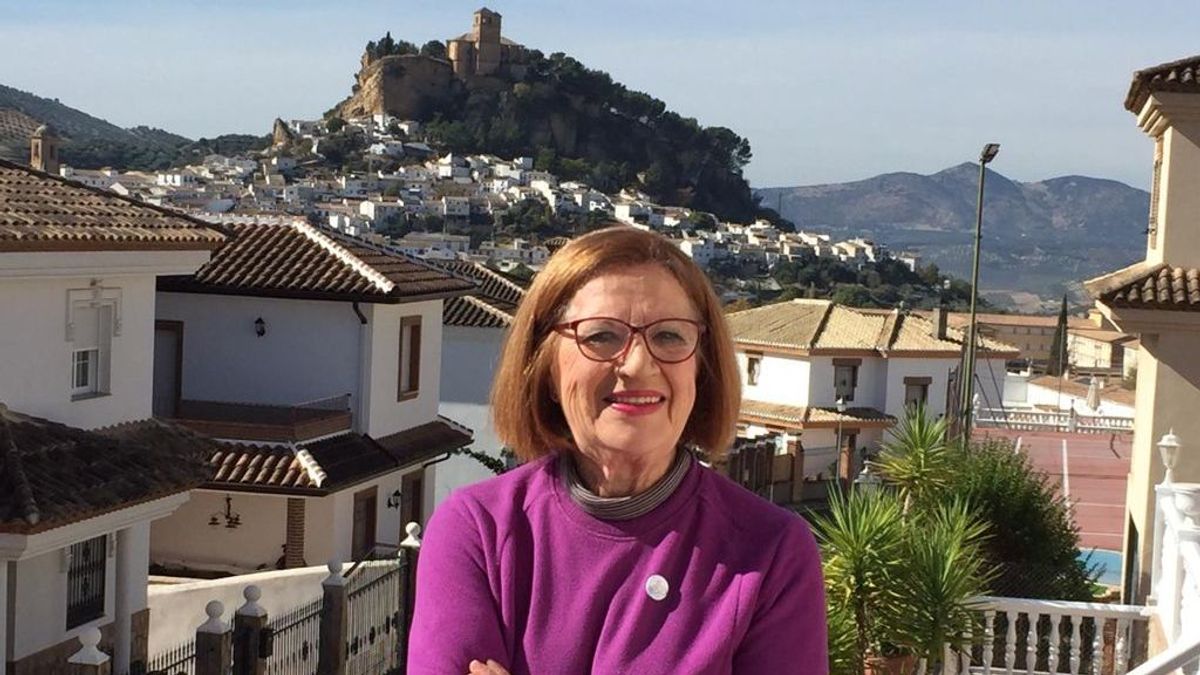 Los Carralcázar: una vecina de un pueblo granadino busca a las 150 personas en España que llevan su apellido Los Carralcázar: una vecina de un pueblo granadino busca a las 150 personas en España que llevan su apellido