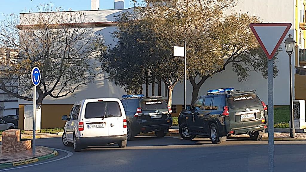 Vehículos de la Guardia Civil en Los Barrios