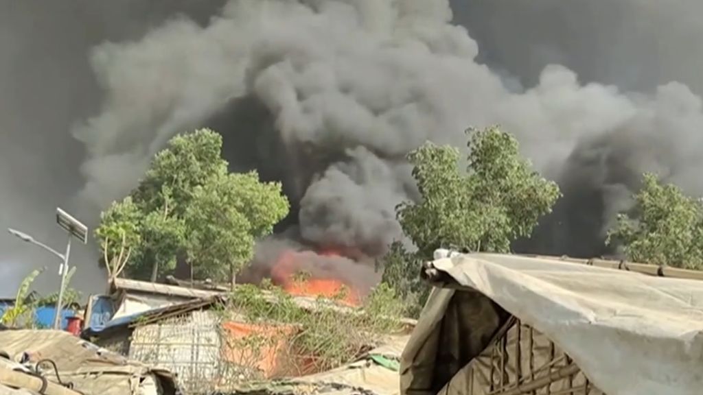 Incendio en campamento de rohingyas