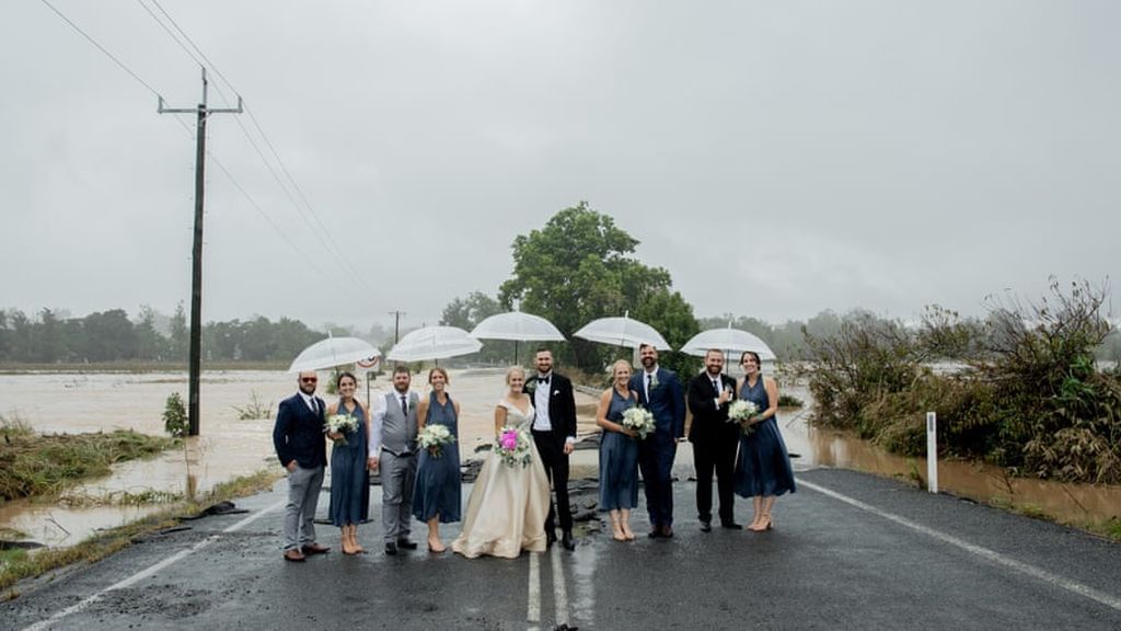 La boda en las inundaciones Australia
