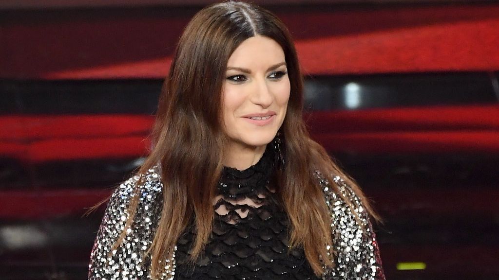 Laura Pausini carga contra la discográfica