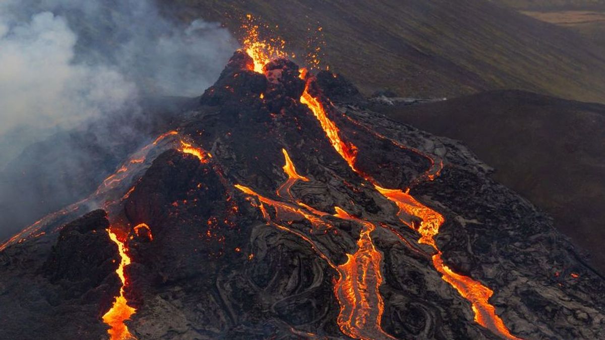En directo: erupción del volcán Fagradalsfjall en Islandia En directo: erupción del volcán Fagradalsfjall en Islandia