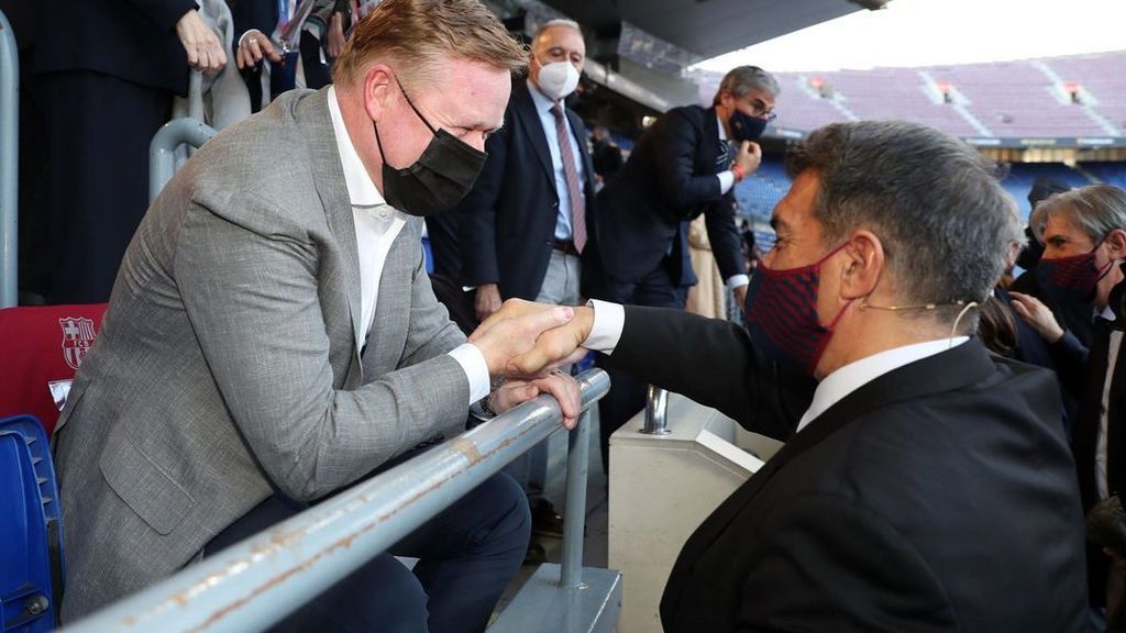 Koeman pide a Laporta intervenir en los fichajes del Barcelona