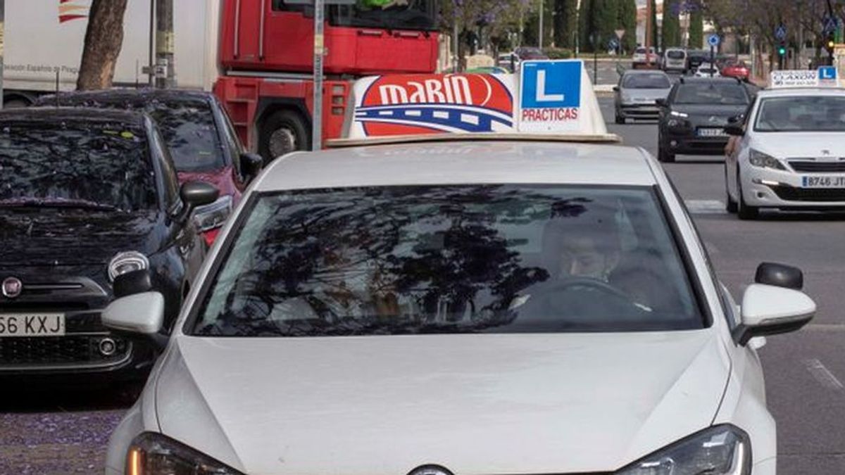 Trafico convoca 35 nuevas plazas para examinadores del carné de conducir Trafico convoca 35 nuevas plazas para examinadores del carné de conducir