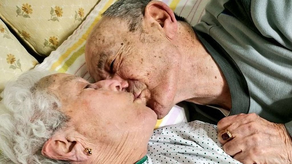 Salir del hospital después de semanas y darle una sorpresa a tu marido: "el reencuentro más bonito de la historia"