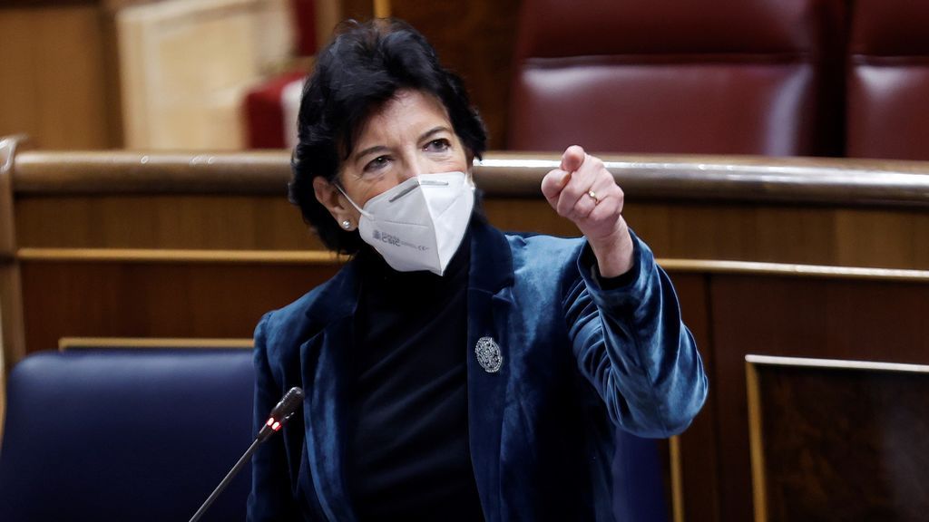 Celaá pidee perdón por sus palabras a Matarí, diputado del PP y padre de una joven con síndrome de Down Celaá pidee perdón por sus palabras a Matarí, diputado del PP y padre de una joven con síndrome de Down