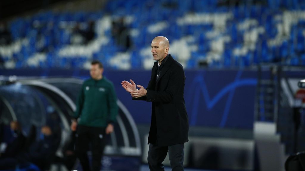 El Real Madrid, inquieto ante el interés de la Federación francesa y la Juventus en Zidane