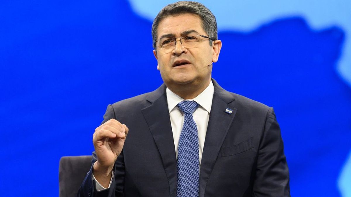 El Presidente de Honduras dice que la DEA falsificó pruebas para involucrarle en el narcotráfico El Presidente de Honduras dice que la DEA falsificó pruebas para involucrarle en el narcotráfico