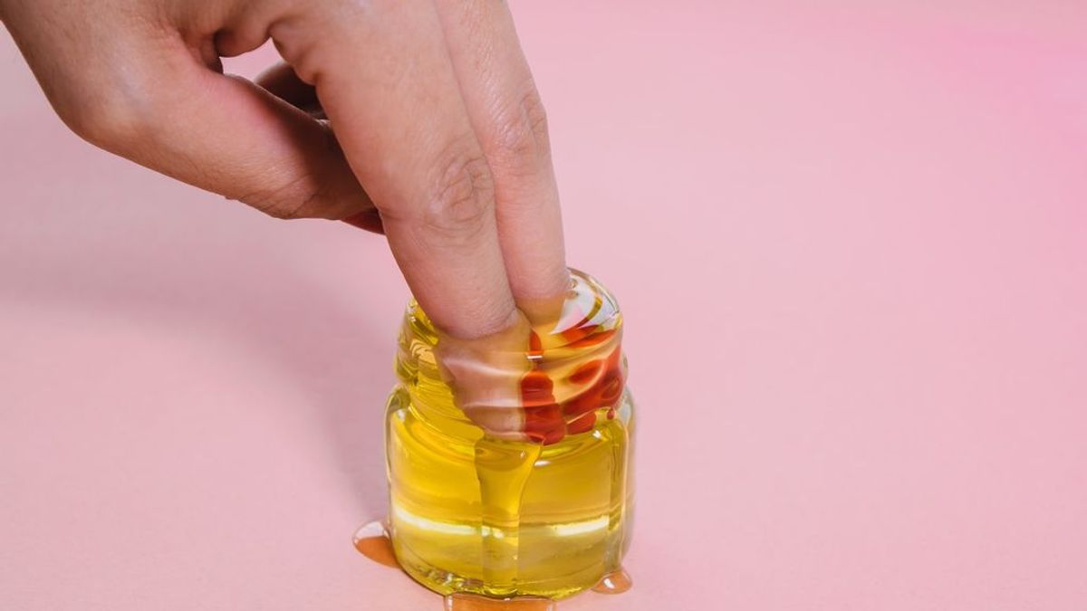 "¿Por qué no lubrico durante el sexo?" Estas son las causas y algunos de los remedios que puedes utilizar para solucionar la sequedad "¿Por qué no lubrico durante el sexo?" Estas son las causas y algunos de los remedios que puedes utilizar para solucionar la sequedad