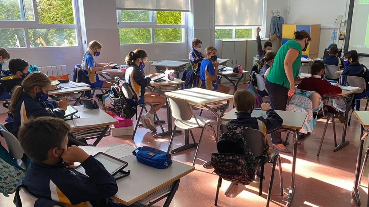 CuLos centros escolares podrán ajustar un 5% del currículo para adaptarlo a su alumnado CuLos centros escolares podrán ajustar un 5% del currículo para adaptarlo a su alumnado
