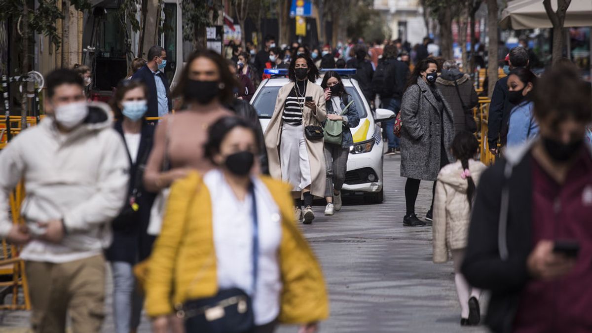 Los planes para una Semana Santa confinada: "Habrá sitios con mucha gente pero hay que salir de la rutina" Los planes para una Semana Santa confinada: "Habrá sitios con mucha gente pero hay que salir de la rutina"