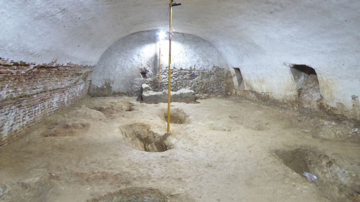 Descubren y recuperan una cripta oculta en la Iglesia de la Encarnación de Casares en Málaga Descubren y recuperan una cripta oculta en la Iglesia de la Encarnación de Casares en Málaga