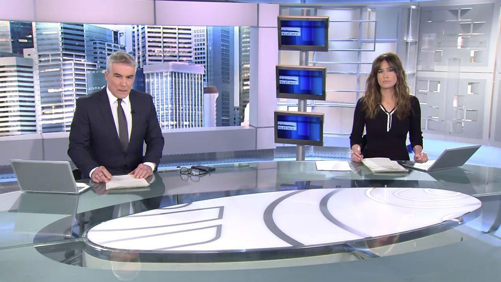 Con David Cantero e Isabel Jiménez Informativos Telecinco 2021 Mediodía 26/03/2021