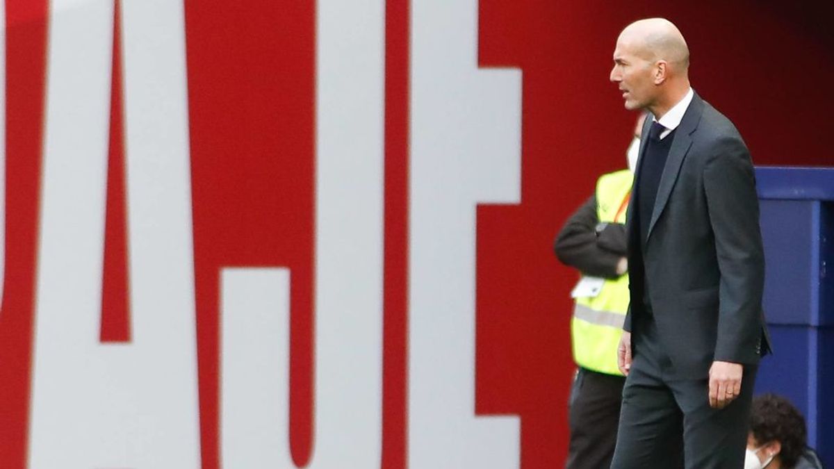 Zidane duda de su futuro en el Real Madrid: quiere conocer varios aspectos deportivos antes de decidir Zidane duda de su futuro en el Real Madrid: quiere conocer varios aspectos deportivos antes de decidir