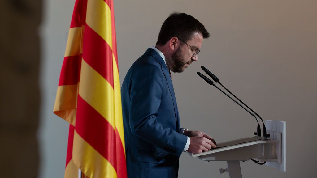 Aragonès no logra la presidencia y encara una segunda votación con su investidura pendiendo de un hilo Aragonès no logra la presidencia y encara una segunda votación con su investidura pendiendo de un hilo