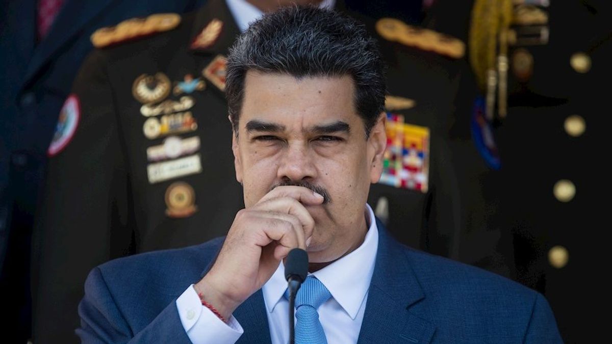 Facebook bloquea la cuenta de Maduro durante un mes por "desinformar" sobre el coronavirus Facebook bloquea la cuenta de Maduro durante un mes por "desinformar" sobre el coronavirus