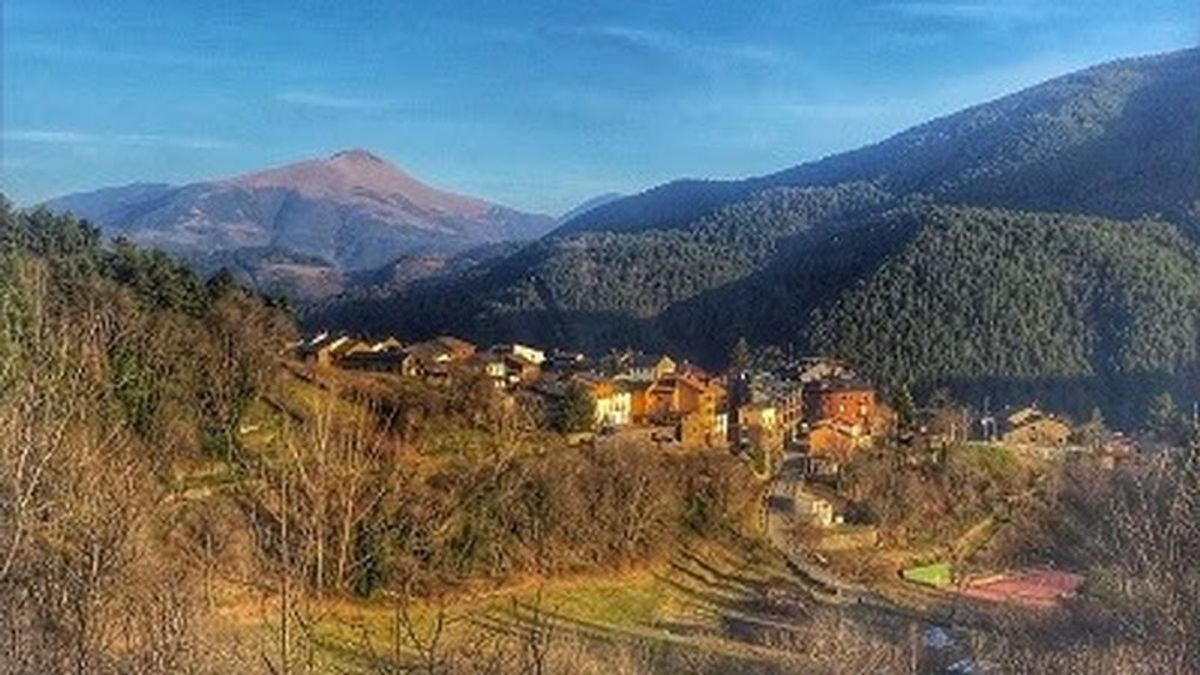 El Gobierno prepara un 'Erasmus rural' para que los jóvenes tengan su primera experiencia laboral en pueblos El Gobierno prepara un 'Erasmus rural' para que los jóvenes tengan su primera experiencia laboral en pueblos