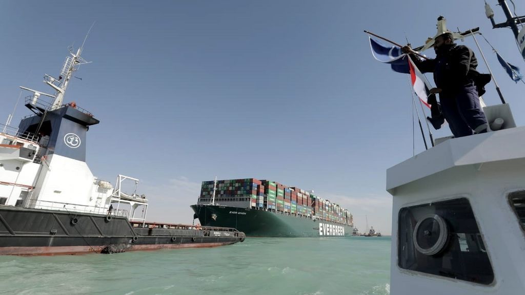 El canal de Suez ya está abierto de nuevo tras haber desencallado al supercarguero Ever Given