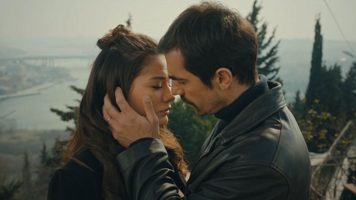 El casi beso de Zeynep y Mehdi