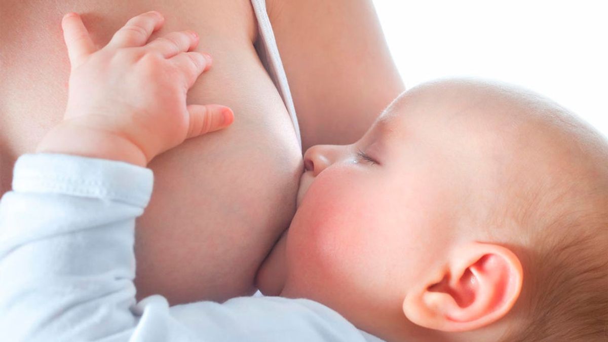 La lactancia materna, el alimento que protegerá al bebé en sus primeros meses: por qué contribuye a mejorar su sistema inmunológico.