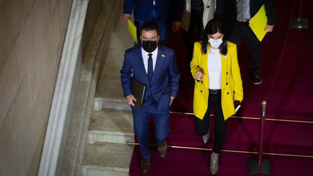 Pere Aragonès fracasa en su segundo debate de investidura a la presidencia del Govern de Cataluña Pere Aragonès fracasa en su segundo debate de investidura a la presidencia del Govern de Cataluña