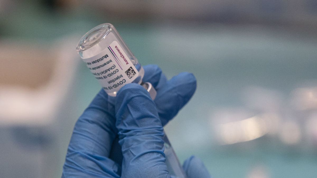 La vacuna de AstraZeneca cambia su nombre por Vaxzevria para acabar con la crisis de desconfianza La vacuna de AstraZeneca cambia su nombre por Vaxzevria para acabar con la crisis de desconfianza