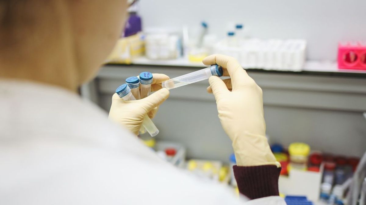 Una sola dosis de las vacunas de Pfizer y Moderna protege de la infección en un 80 % Una sola dosis de las vacunas de Pfizer y Moderna protege de la infección en un 80 %