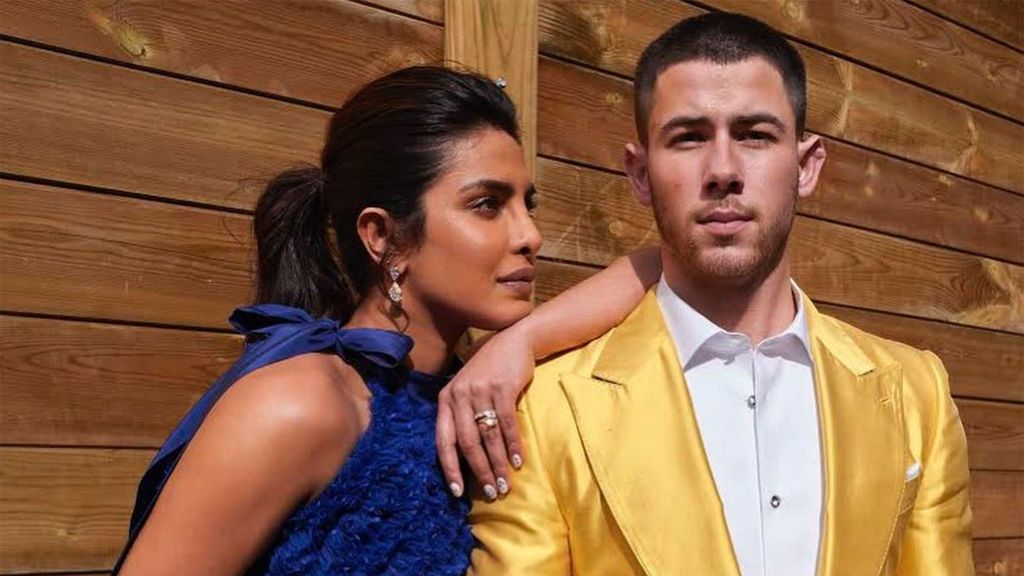 Fueron Priyanka Chopra y Nick Jonas quienes comunicaron los nominados.