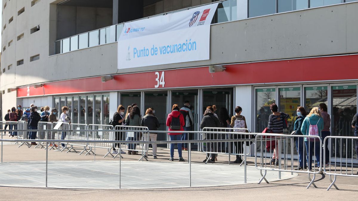Madrid supera el millón de vacunados con al menos una dosis mientras suben los casos Madrid supera el millón de vacunados con al menos una dosis mientras suben los casos