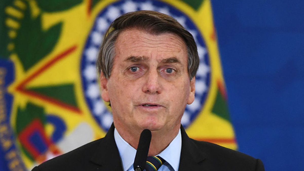 Renuncia en bloque la cúpula militar de Brasil