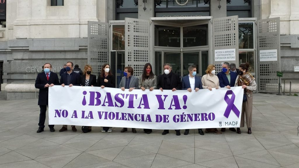 Los Mossos activan un número de Whatsapp para las víctimas de violencia machista Los Mossos activan un número de Whatsapp para las víctimas de violencia machista