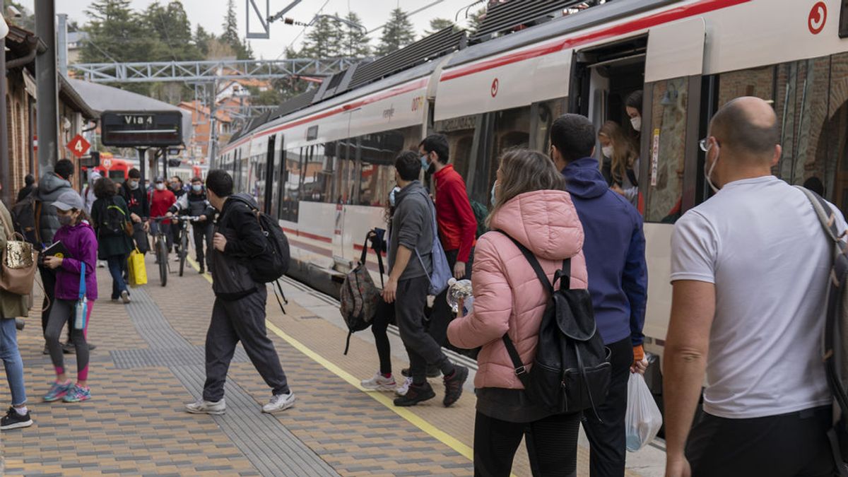 Los casos de coronavirus en Madrid suben a 2.563 y los muertos a 24 Los casos de coronavirus en Madrid suben a 2.563 y los muertos a 24