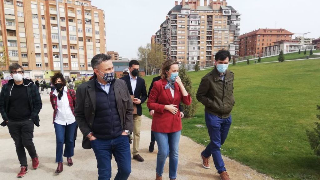 Cuca Gamarra se va a Logroño para hacer campaña por Ayuso para las elecciones del 4M en Madrid Cuca Gamarra se va a Logroño para hacer campaña por Ayuso para las elecciones del 4M en Madrid